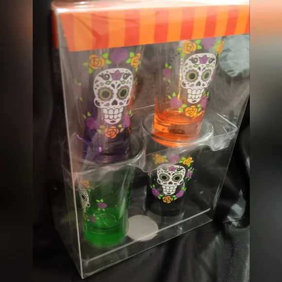 Shot Glasses (NEW) - Picture 2 of 3